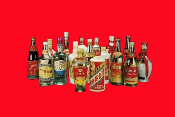 重庆黔江区回收十八老酒.jpg